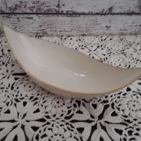 Lenox 9" Porcelain Flared Oval Candy Bowl - Picture 3 of 6